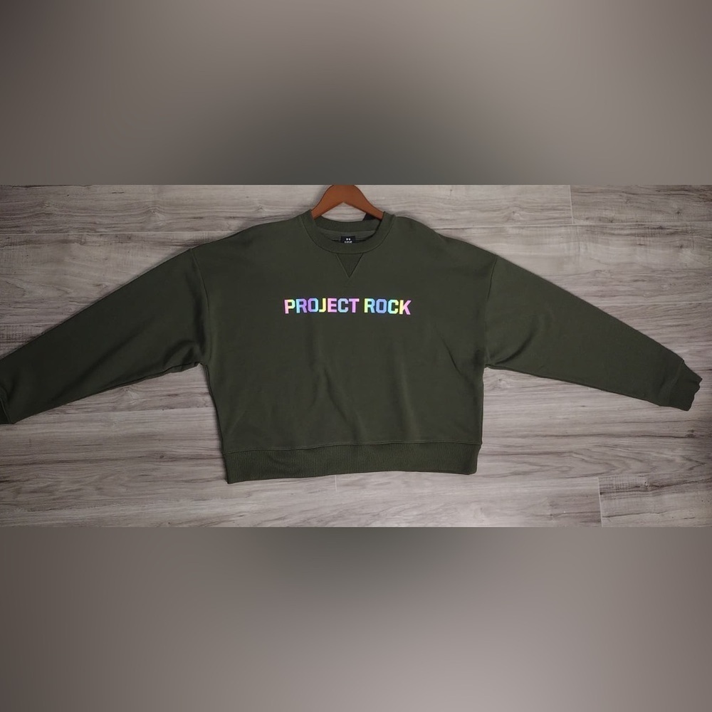 Under armour Men's Green Sweater size L brand new w tags